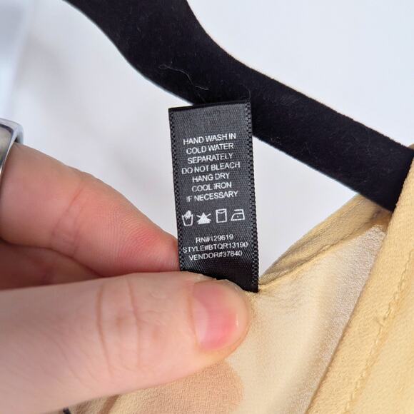 BKE Blouse Women Medium Beige Sheer Lace Romantic Floral Soft Girl Y2K - Picture 7 of 10